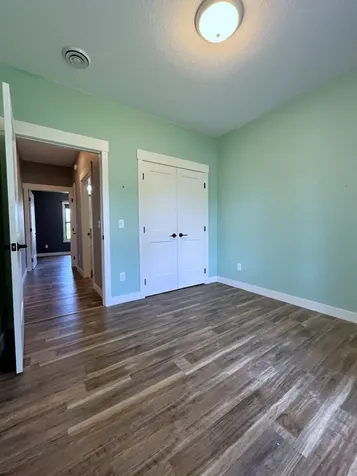 721 St James Circle Litchfield MN 55355