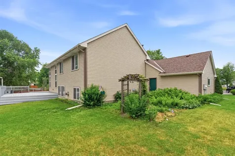 8471 Bryce Court Inver Grove Heights MN 55076