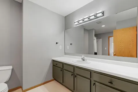 1416 Mcandrews Road E Burnsville MN 55337