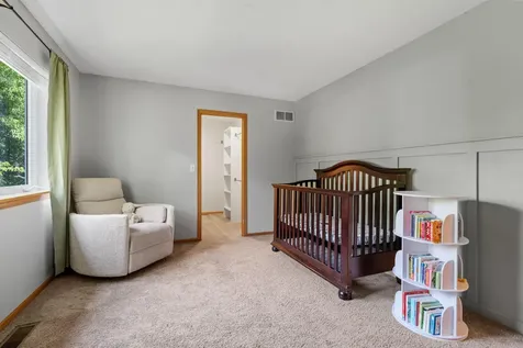 1416 Mcandrews Road E Burnsville MN 55337