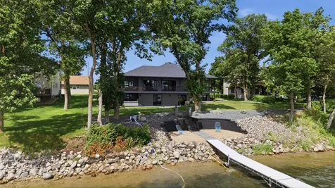 826 Shorewood Drive Detroit Lakes MN 56501
