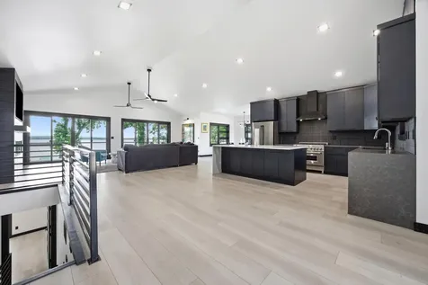 826 Shorewood Drive Detroit Lakes MN 56501