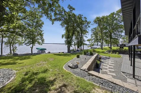 826 Shorewood Drive Detroit Lakes MN 56501