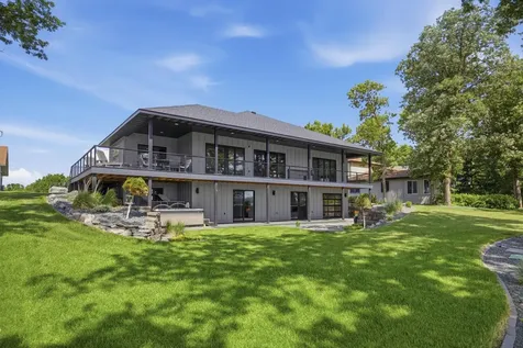 826 Shorewood Drive Detroit Lakes MN 56501