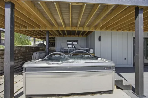 826 Shorewood Drive Detroit Lakes MN 56501