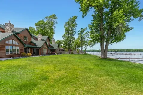 10442 Gull Point Road East Gull Lake MN 56401