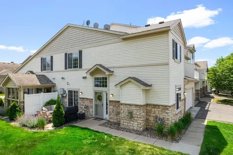 6742 Pine Crest Trail S Cottage Grove MN 55016