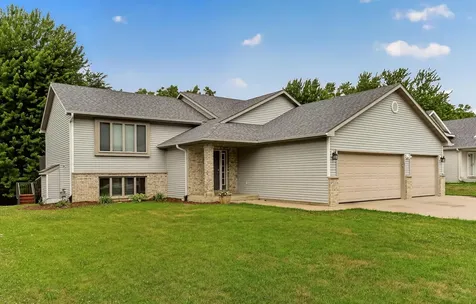 2605 Elmcroft Drive SW Rochester MN 55902