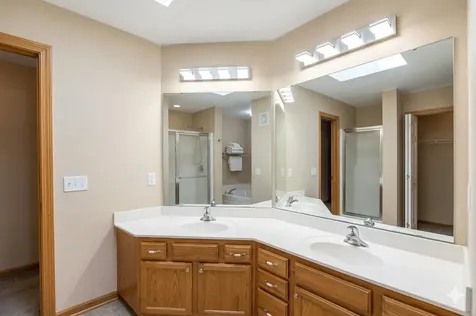 1591 Woodlynn Avenue Maplewood MN 55109