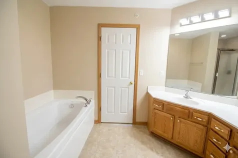 1591 Woodlynn Avenue Maplewood MN 55109