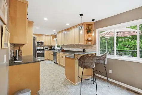 14901 Williston Lane Minnetonka MN 55345