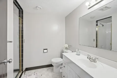 14901 Williston Lane Minnetonka MN 55345