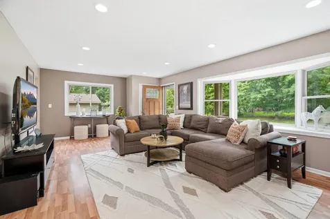 14901 Williston Lane Minnetonka MN 55345