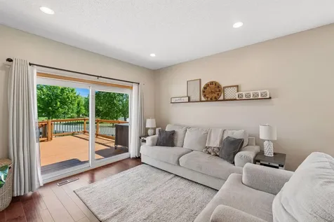 2229 Grimm Road Chaska MN 55318