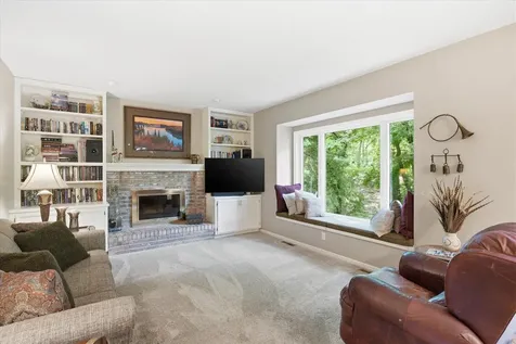 1308 Summit Oaks Drive Burnsville MN 55337