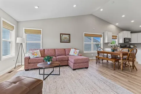 13924 Ashley Court Rosemount MN 55068