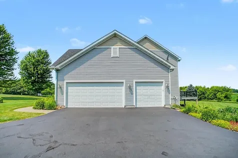 646 Tribute Parkway River Falls WI 54022
