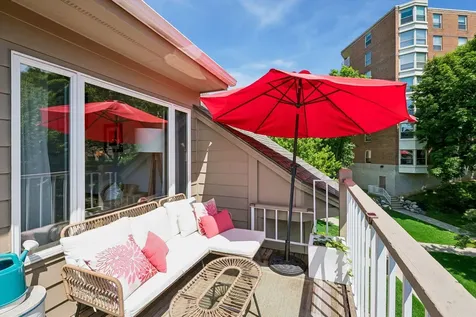 2831 Kenwood Isles Drive Minneapolis MN 55408