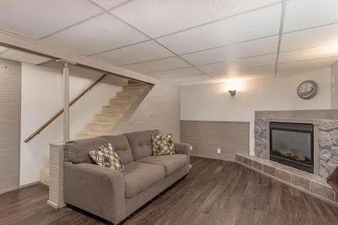 1215 Woodland Avenue Mankato MN 56001