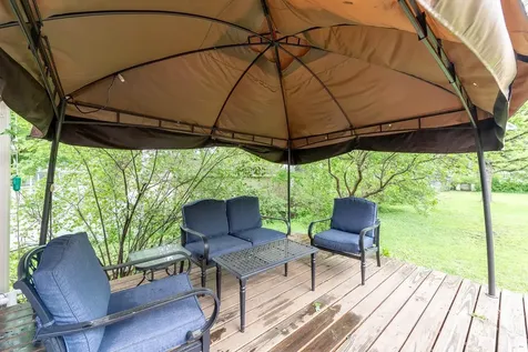1215 Woodland Avenue Mankato MN 56001