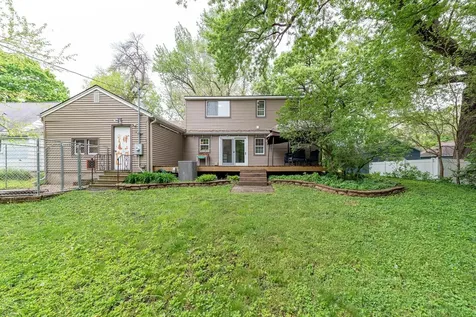 1215 Woodland Avenue Mankato MN 56001