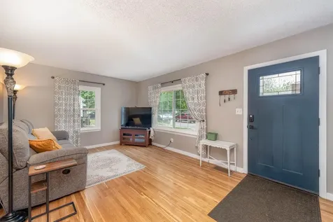 1215 Woodland Avenue Mankato MN 56001