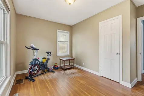 637 7th Avenue S South Saint Paul MN 55075