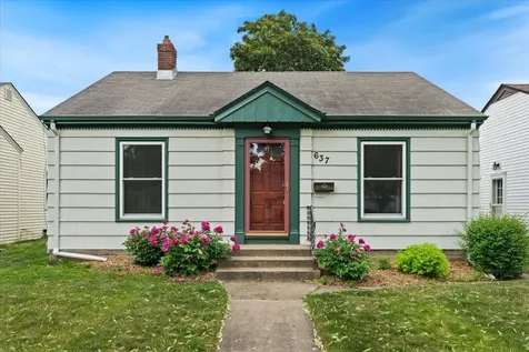 637 7th Avenue S South Saint Paul MN 55075