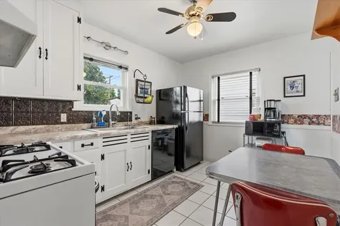 637 7th Avenue S South Saint Paul MN 55075