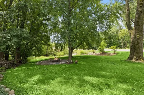 3260 Snelling Avenue N Arden Hills MN 55112