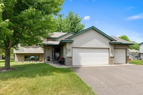 38288 Hillshire Avenue North Branch MN 55056