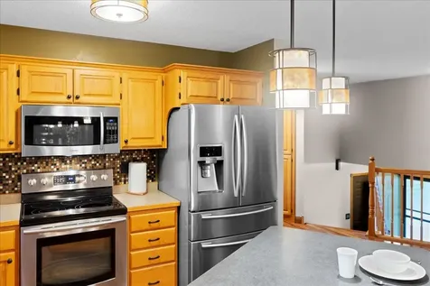 38288 Hillshire Avenue North Branch MN 55056