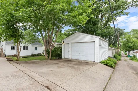 2729 Hampshire Avenue S Saint Louis Park MN 55426