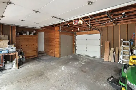 7712 N College Park Drive Brooklyn Park MN 55445