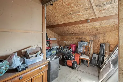 7712 N College Park Drive Brooklyn Park MN 55445