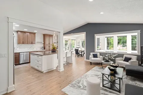 7712 N College Park Drive Brooklyn Park MN 55445