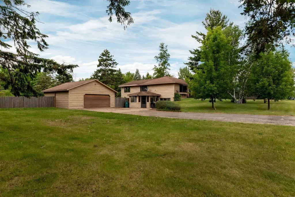 1505 8th Street NE Staples MN 56479