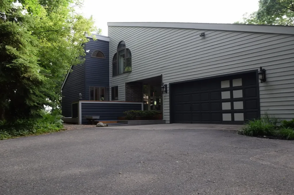 15120 Chestnut Circle Burnsville MN 55306