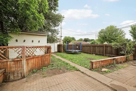 3855 Bryant Avenue N Minneapolis MN 55412