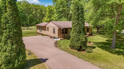 37713 190th Avenue Avon MN 56310