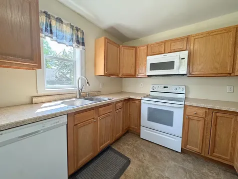 421 Bowling Avenue Detroit Lakes MN 56501