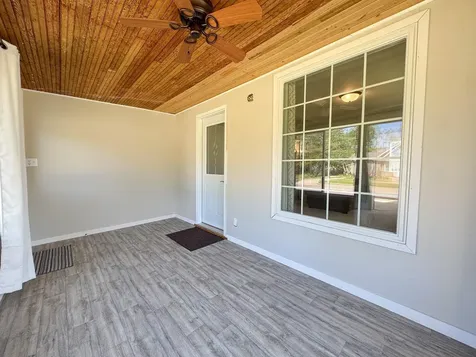 421 Bowling Avenue Detroit Lakes MN 56501