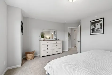 2857 Lexington Place N Roseville MN 55113