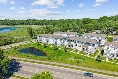 2857 Lexington Place N Roseville MN 55113