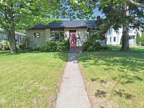 309 S Pokegama Avenue Grand Rapids MN 55744