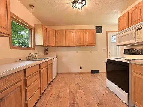 309 S Pokegama Avenue Grand Rapids MN 55744