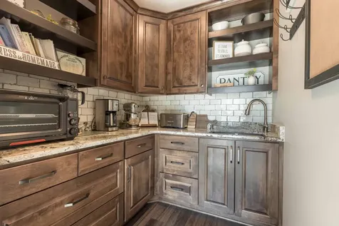 2817 Government Point Road NE Alexandria MN 56308