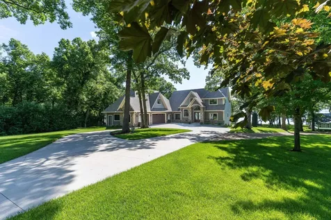 2817 Government Point Road NE Alexandria MN 56308