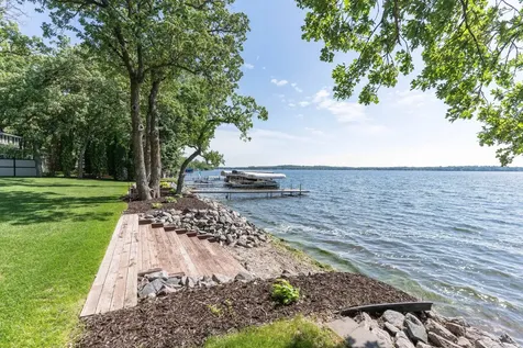 2817 Government Point Road NE Alexandria MN 56308