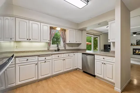 7840 W 100th Street Bloomington MN 55438